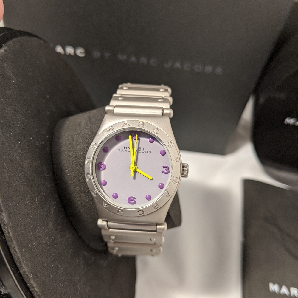 Marc Jacobs Watch - image 4